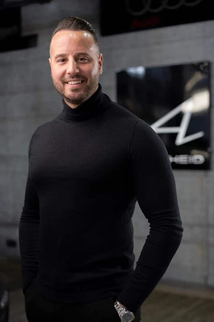 „Website und Abläufe wirken endlich aus einem Guss. Weniger Reibung im Alltag, mehr Fokus auf Kunden.“ — Efe, Autosalon Remscheid